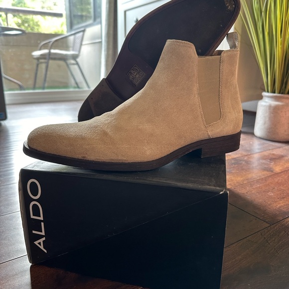 Aldo Men's Beige Boots size 10.5 - Picture 1 of 2